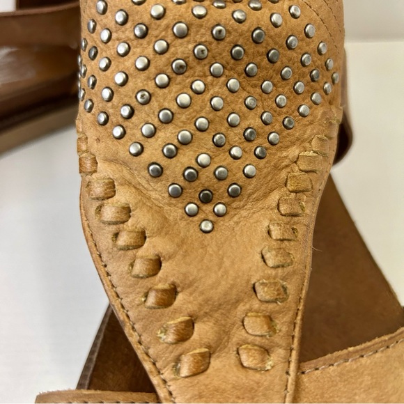 Miz Mooz Tessa Cognac Brown Leather Silver Stud Zip Back Gladiator Sandals Sz 9 - Picture 5 of 15